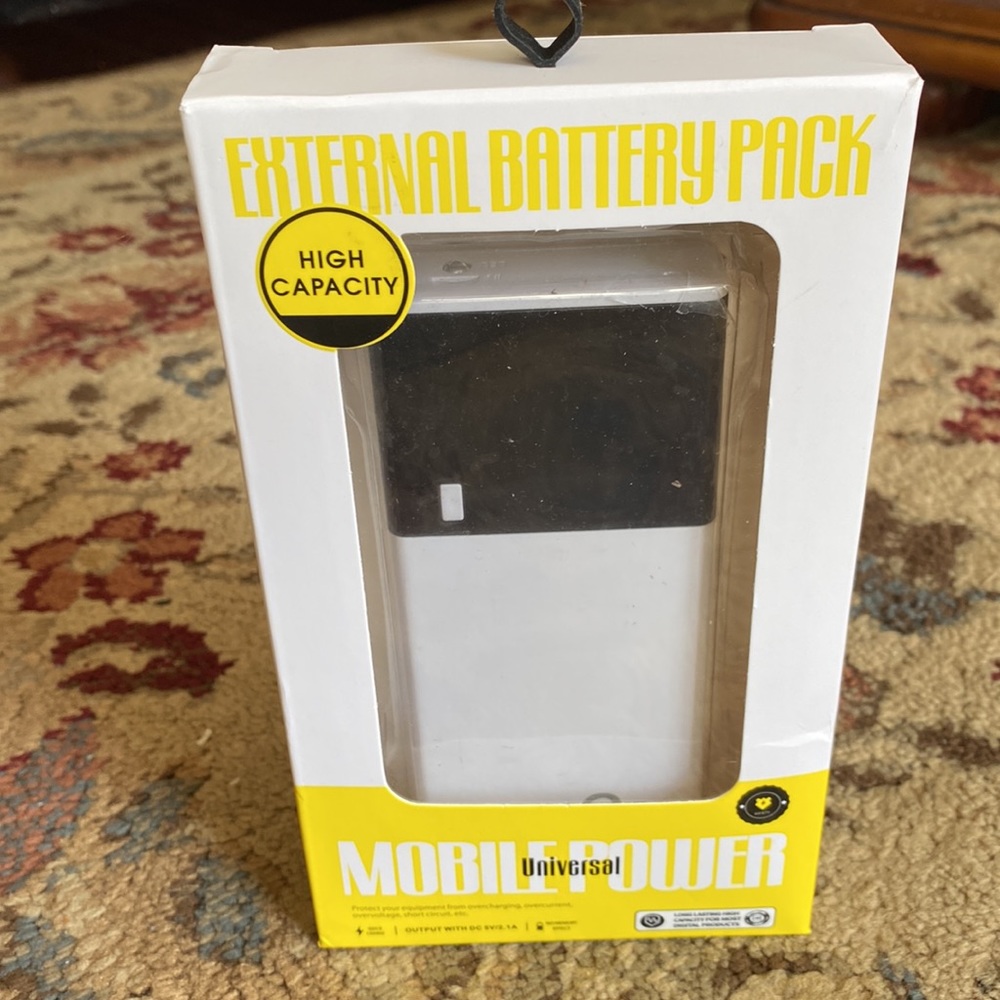 High Capacity Universal Long Lasting Mobile Power External Battery Pack.